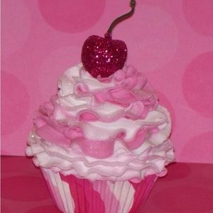 Meet your Posher, Amare